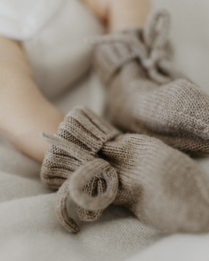 benuu Babyschuhe Merinowolle Cappuccino – weich & nachhaltig