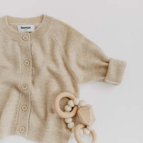 benuu® Baby Cardigan aus Merinowolle – Strickjacke für Babys (0–12 Monate)