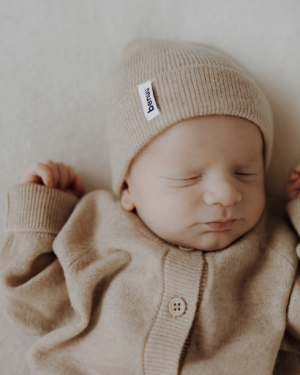 benuu® Duo Bundle – Cardigan & Newborn Beanie aus 100 % Merinowolle